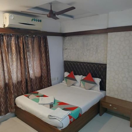 Hotel Khaleej Residency Near U S Embassy Chennai Exterior foto